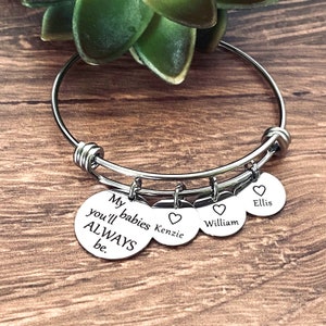 Personalized Charm Mom Bracelet with Permanently Engraved Children Name Charms, Available in Silver, Rose and Yellow Gold