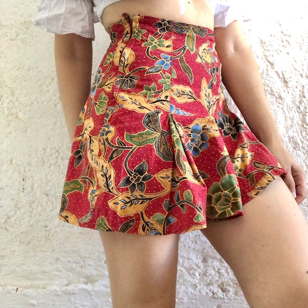 Batik Indonesian print vintage flared shorts 80s 90s highwaisted floral print skorts/ boho red summer ethnic women shorts