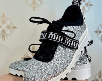 MIUMIU 直営OUTLETお洒落気分CALZATUREクリスタル5X742C ARGENTO MIUMIU 直営OUTLETお洒落気分CALZATUREクリスタル5X742C ARGENTO