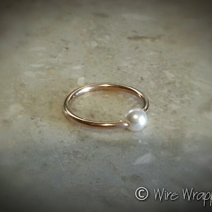 Captive Bead Ring made with Swarovski Small Pearl - VARIETY 14 gauge 14k Gold, Silver, Platinum - Hoop Belly Navel Septum Nipple Tragus