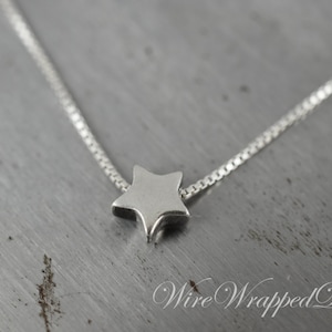 Tiny STAR Necklace 925 Sterling Silver - Very Small STAR Necklace Minimalist Modern STAR Fine Jewelry Celebrity Style Silver Star Necklace