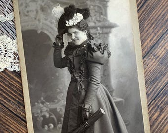 Cabinet Card Photograph of Smiling Victorian Woman with Large Feathered Hat, Antique Photo