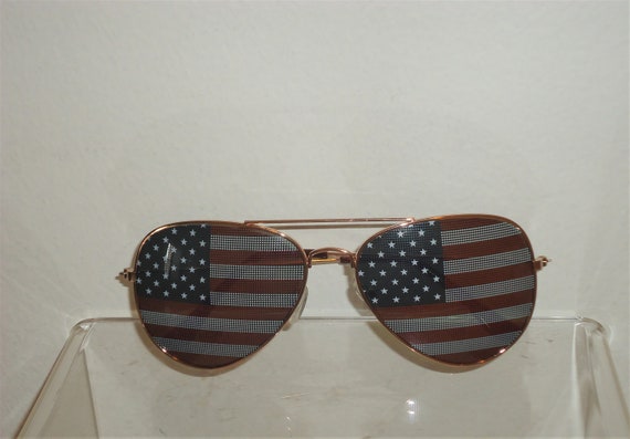 Vintage Aviator Sunglasses – American Flag - Beau… - image 3