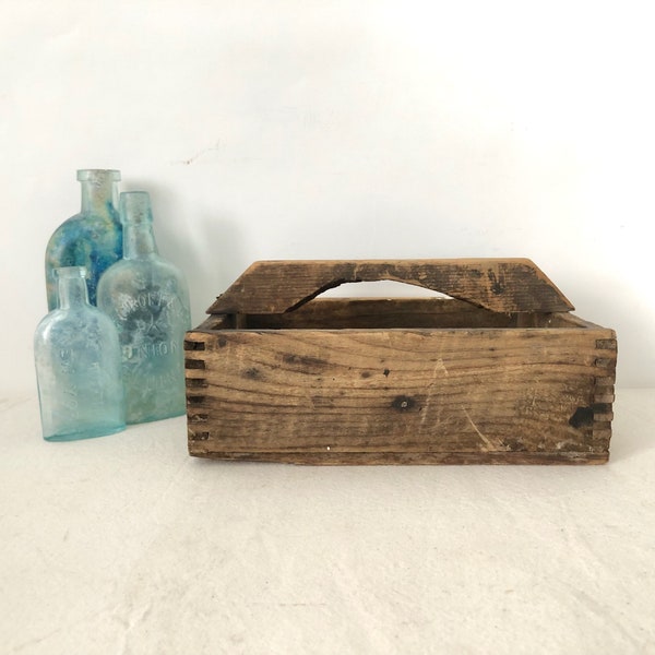 Vintage Wood Carrier Bin - Small Wooden Handmade Primitive Carrying Box