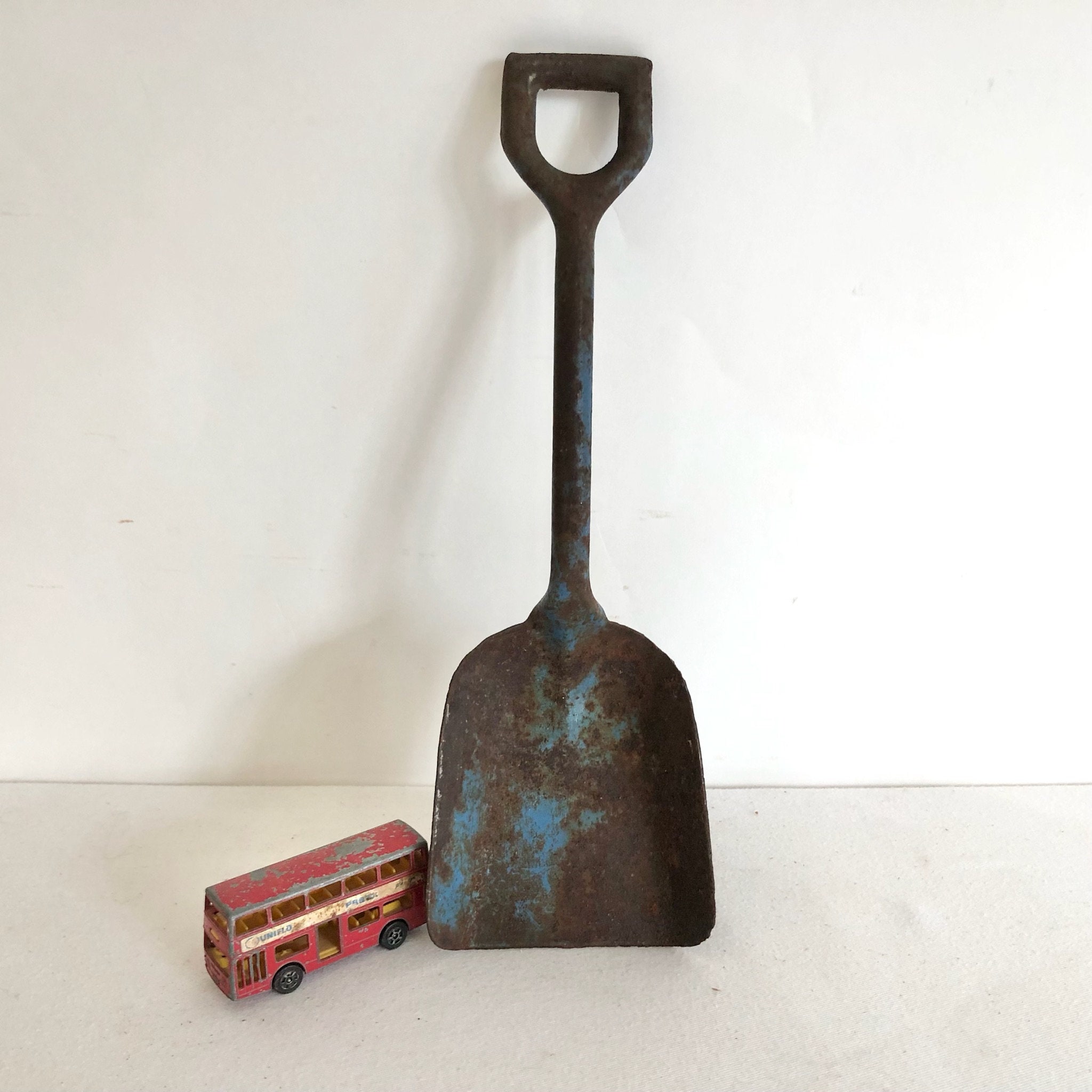 Antique on sale spade shovel