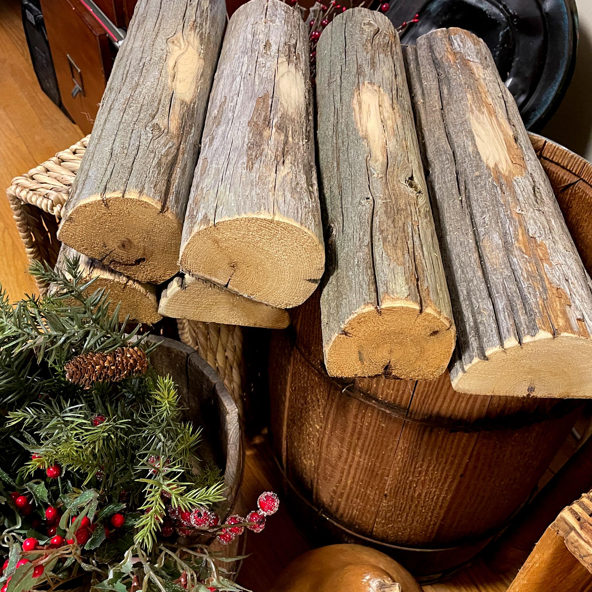 Yule Log Christmas Candle Centerpiece, Candle Riser, Orange Slice ...