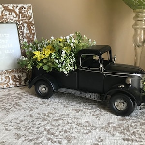 Centre de table rustique, camion agricole noir, camionnette de ferme, vase pour fleurs, camion de Noël, décoration de table de ferme
