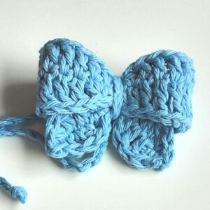 Crochet Bow Headphone Accessory, Cute Headphone Charm, Bow Bag Charm, Cute Gift For Her, Cute Car Decor Gift, Hair accessory Light Blue