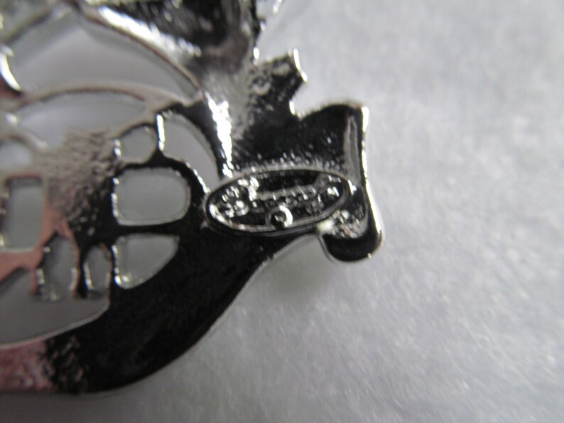 Vintage Silver Tone DANECRAFT Musical Instrument Pin #47-8