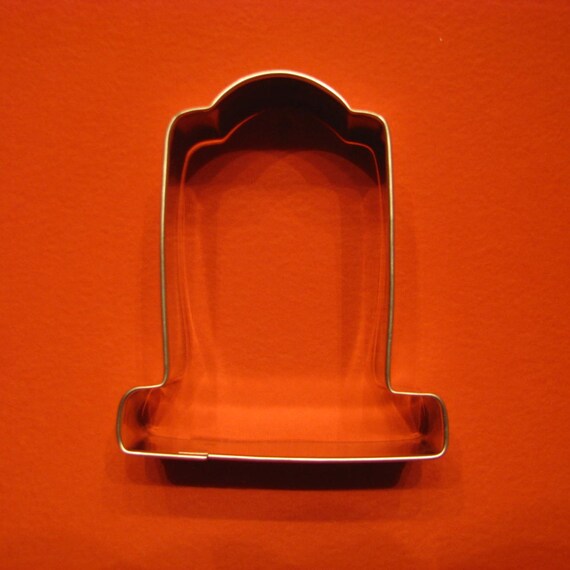 Tombstone Halloween 3" Metal Cookie Cutter