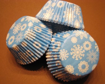 50 Premium Snowflake Winter Christmas Holiday Cupcake Wrappers/ Baking Cups/ Cupcake Liners