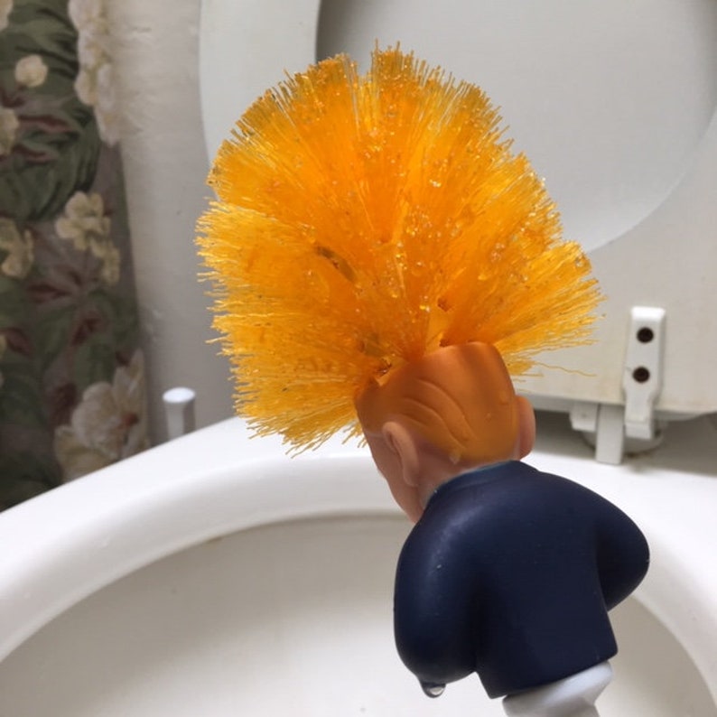 Brosse de toilette Donald Trump. Le commandant original In Crap™ Rendez vos toilettes encore plus belles™ image 4