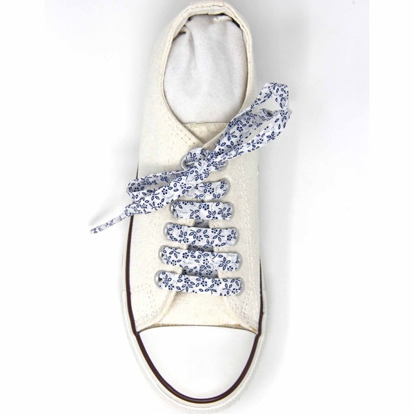 Blue on white Floral Fabric Shoelaces, Summer Shoes, Vintage Style, Canvas Shoes, Great Gift, other colours available