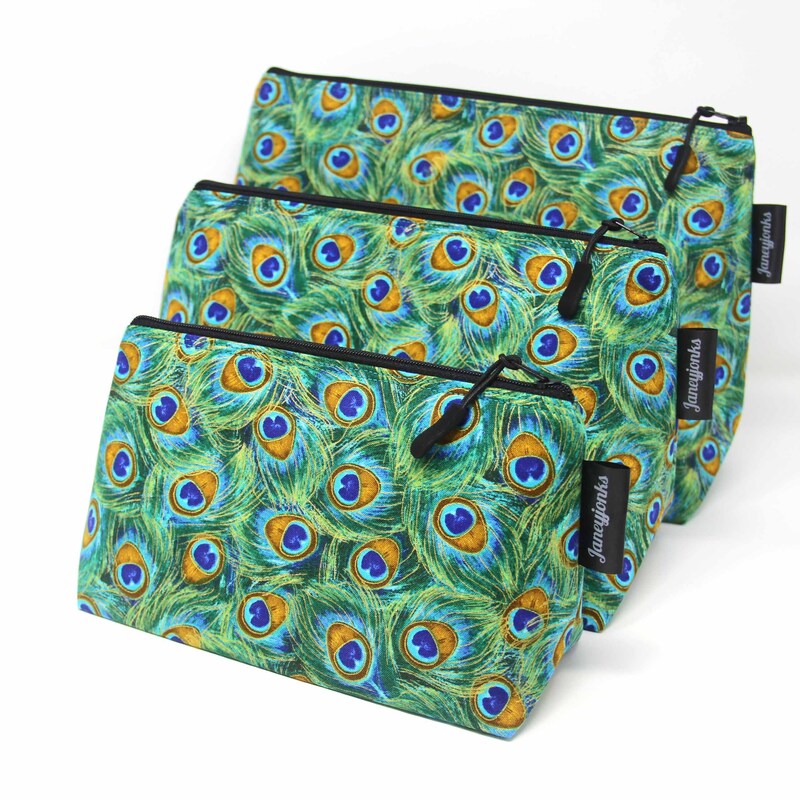 Peacock Feather Floral Pattern Print Premium Backpack main image 0