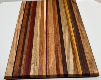Tabla de cortar de madera exótica hecha a mano: acabado con aceite mineral apto para uso alimentario