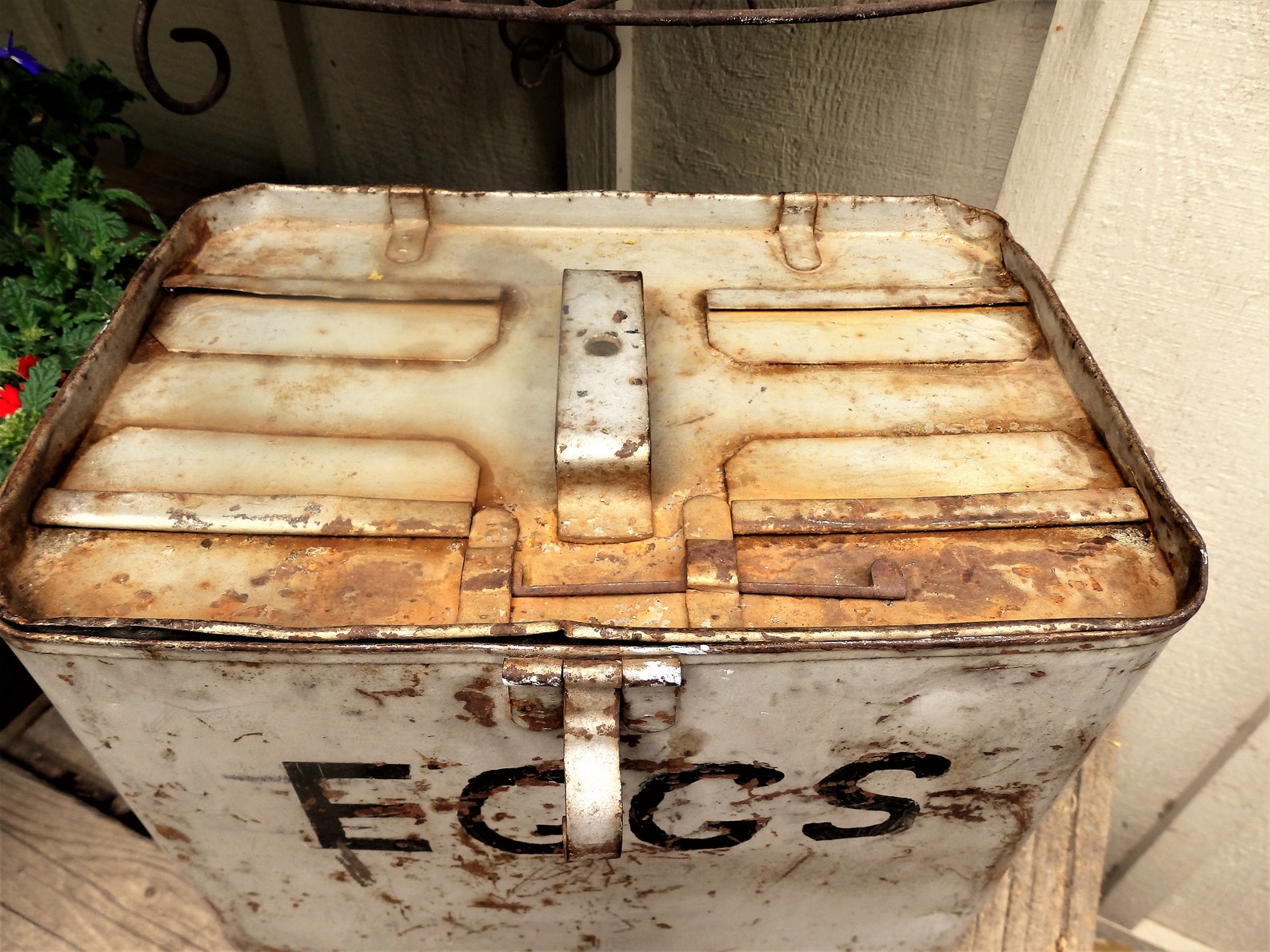 Vintage Metal Egg Crate. Egg Carrier. Farmhouse Decor Etsy