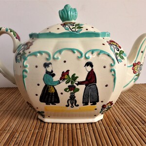 Vintage Sadler Folk Art Tea Pot. Cube Shaped. Vintage 1940&#39;s Sadler Tea Pot
