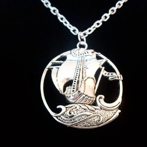 Narnia Necklace - Dawn Treader Necklace - Chronicles of Narnia Inspired Necklace/Voyage of the Dawn Treader Necklace