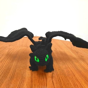 Toothless Amigurumi - Toothless crocheted plush - Night Fury Amigurumi - Night Fury Crocheted Plush