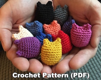 Critty Cat D20 Holder Crochet Pattern (PDF)