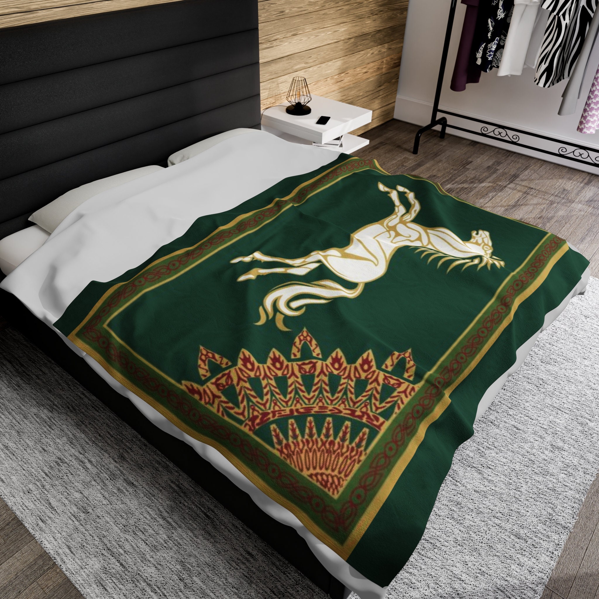 Royal Rohan Horse Blanket: Lord of the Rings Velveteen Plush
