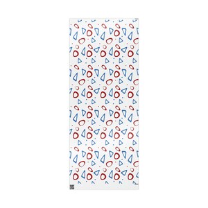 Pu&ograve; includere: Uno sfondo bianco con un motivo ripetitivo di forme astratte rosse e blu. Le forme sono cerchi, ovali e triangoli.
