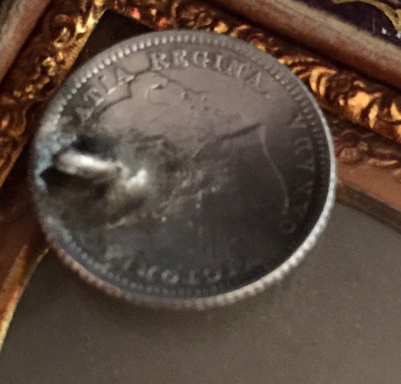 Love Token Edmond - image 2