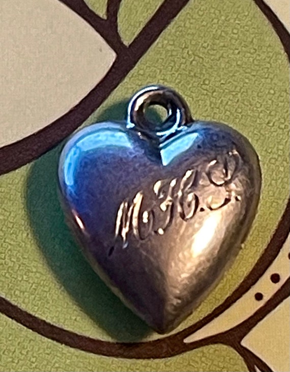 Puffy Heart Charm MHS