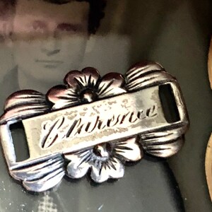 Name Link Charm-Clarence