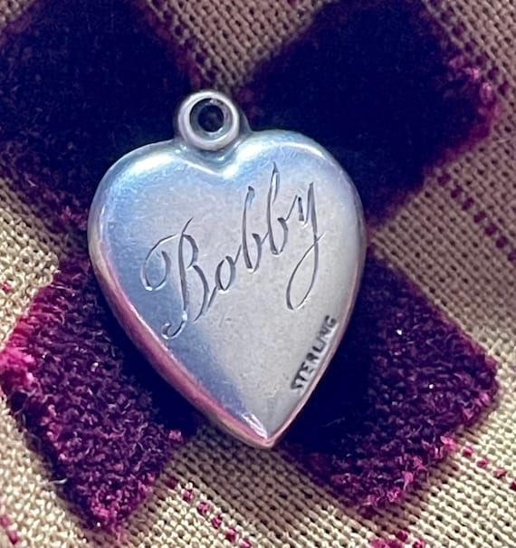 Puffy Heart Bobby - image 1