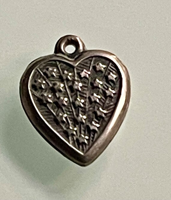 Puffy Heart Charm Shorty - image 2