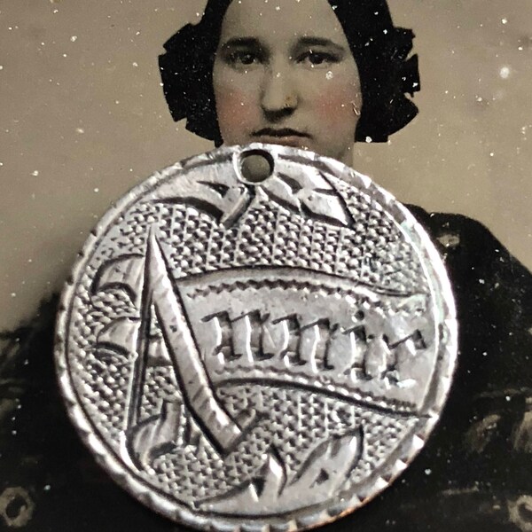 Love Token-Annie