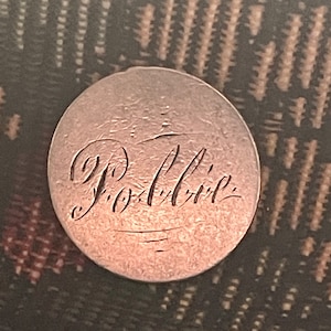 Love Token Pollie
