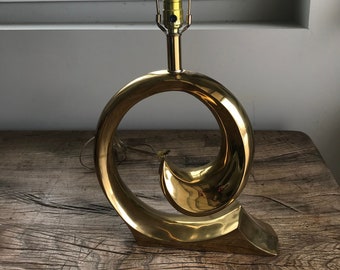 Vintage Mid Century 1970s Pierre Cardin Style Logo Brass Wave Table Lamp by Erwin-Lambeth