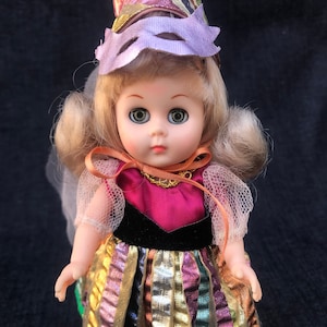 Vogue Ginny Mardi Gras 8 inch doll Vintage 1986 with stand 1980s Collectible doll #71 1140
