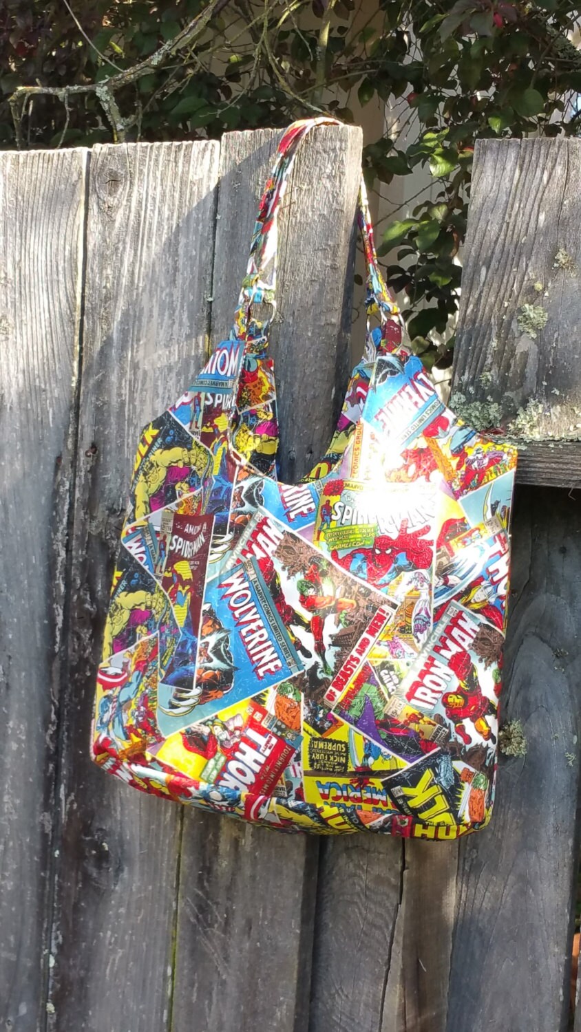 Marvel Comic Book Tote Featuring Spriderman, Hulk, Thor, Wolverine 