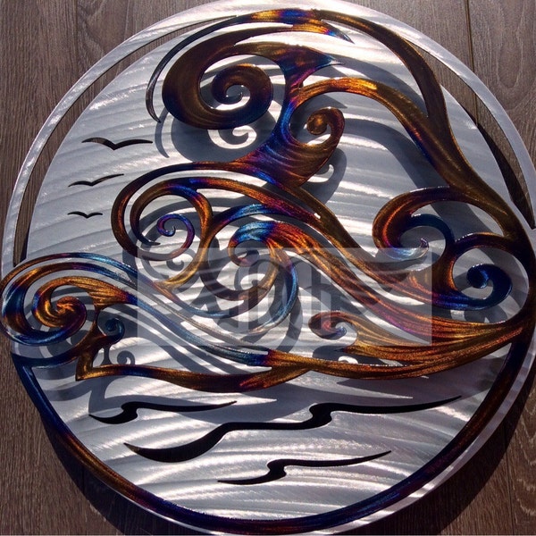 Escultura de pared de olas ondulantes