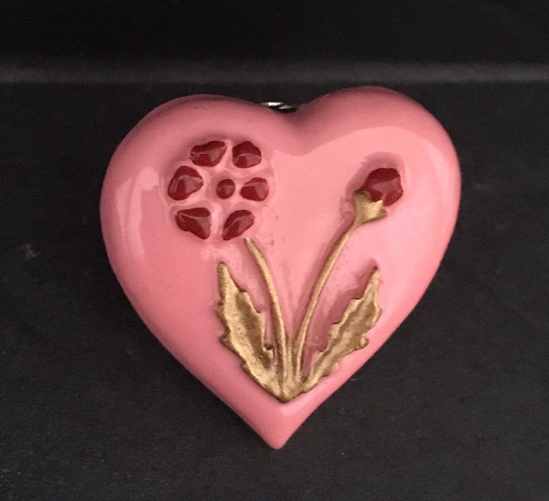 Whimsical Pink Acrylic Heart Shirt Button Cover Shirt Stud Costume Valentine/'s Day