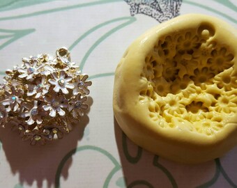 DAISY Flower Bouquet (1 inch) Flexible Silicone Mold for polymer clay, resin, wax, fondant, candy, soap, etc.