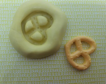 Little Salted Pretzel Silicone Mold