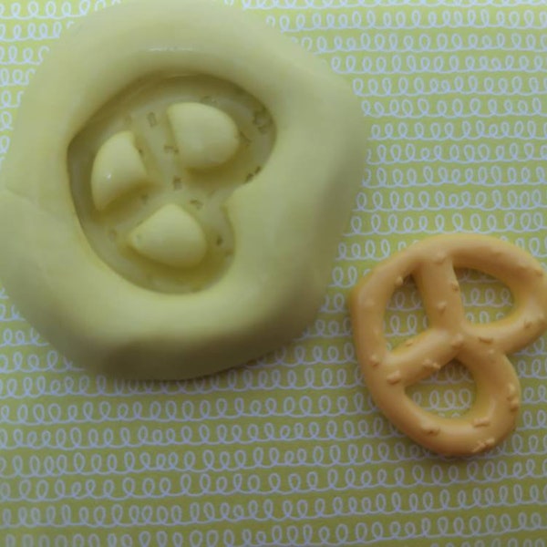 Pretzel Mold Etsy