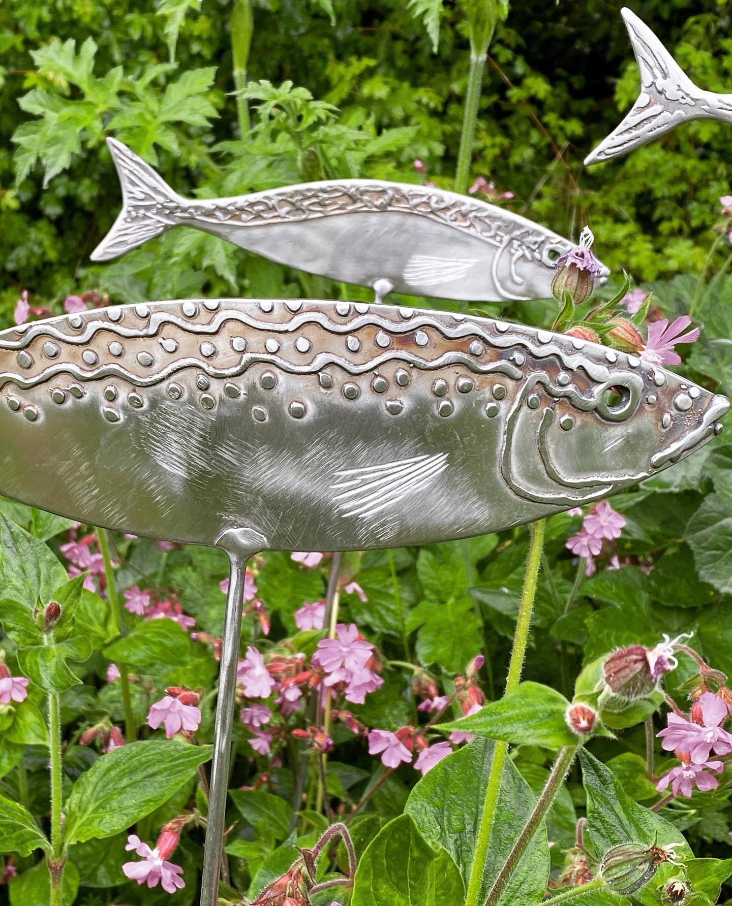 Fly Fishing Decor | Fishing Decor for Home | Metal Wall Art - Fish Wall  Decor Ornament Trout Fishing Scene Metal Wall Artwork Home Office  Decoration