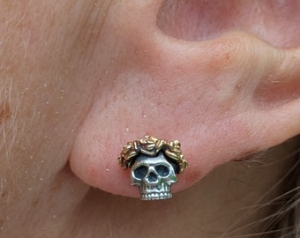 SKULL STUDS with CROWN