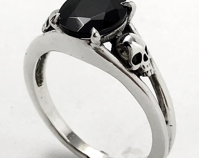 Onyx Two Skulls Ring - Sterling Silver and Onyx, Gothic Jewelry, Skull Lovers Gift, Handmade Jewelry