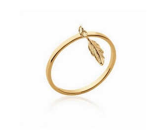 Gold plated ring and feather pendant - L'INDIENNE, stackable ring, leaf, dangle ring, trendy, boho, minimal, tiny