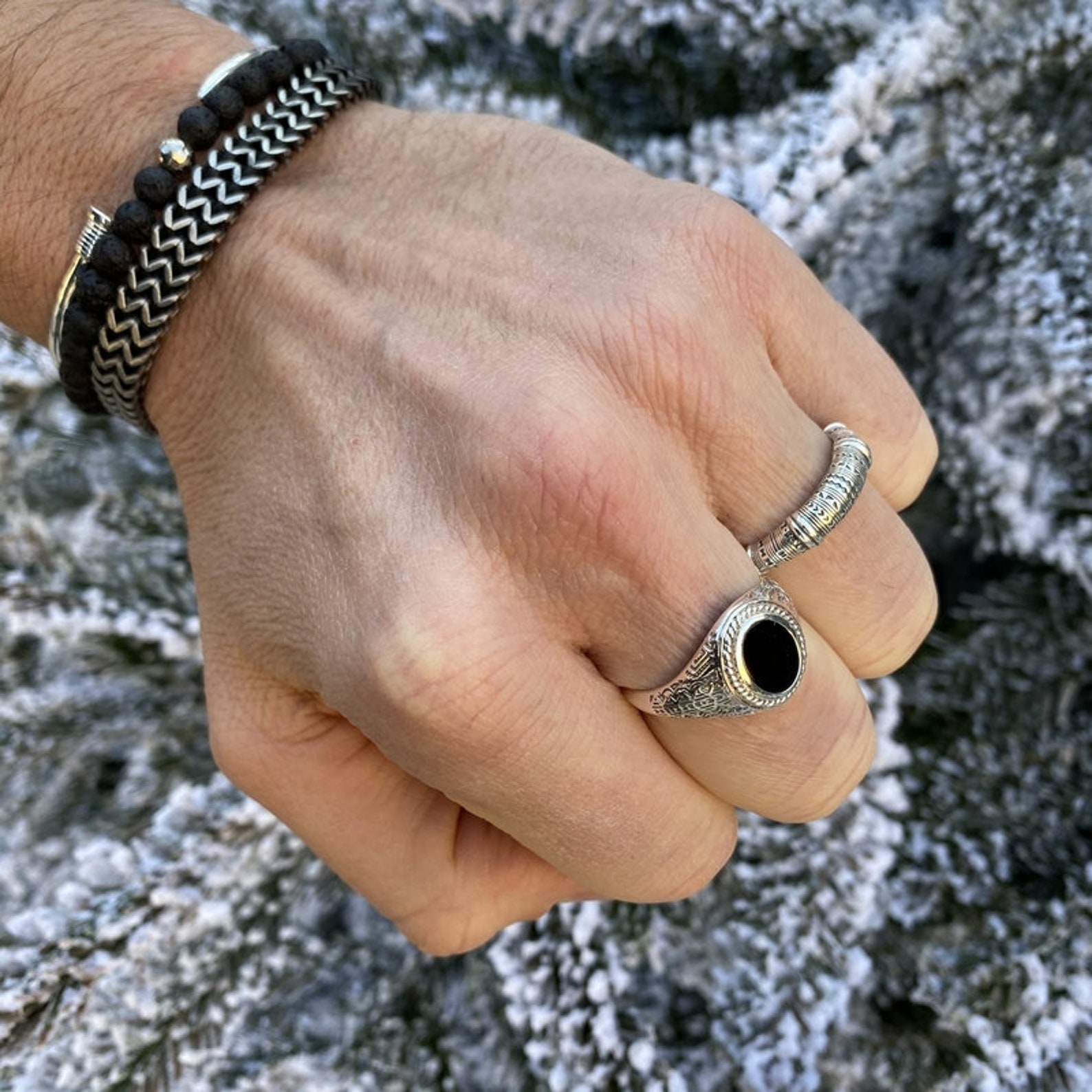 Bijoux touareg ethniques berbère bague en argent 925 massif femme grande gravée et pierre fine ovale onyx noir - Niger 070