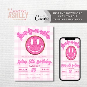 Könnte beinhalten: Rosa-weiße Gingham-Geburtstagseinladung mit einem rosafarbenen Smiley und dem Text "five is a vibe". Die Einladung ist für eine 5. Geburtstagsfeier und enthält Datum, Uhrzeit und Ort. Es gibt auch ein passendes Bild für den Handybildschirm.