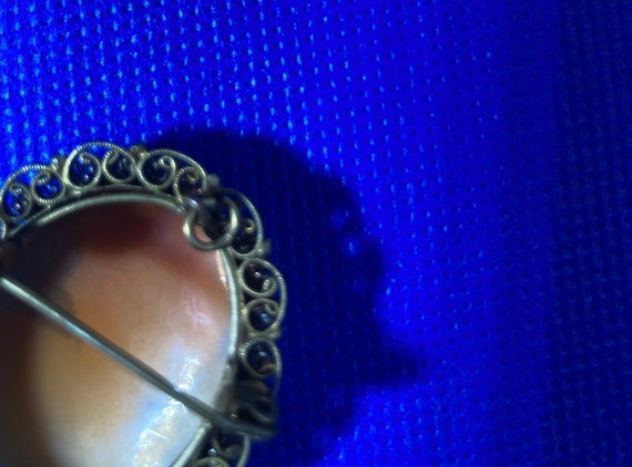 Antique shell & brass filigree cameo pin pendant … - image 5