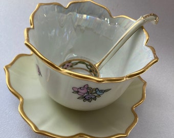 Elegant dainty antique gravy floral bowl with ladle and saucer gold gilt hand painted stamped emb ladle stamped nippon beautiful display!