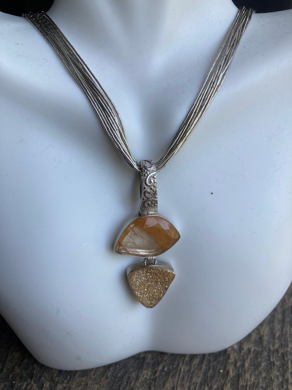 Cinnamon druzy and quartz natural stone pendant se
